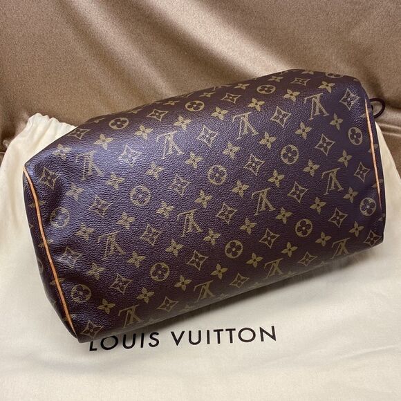Authentic LOUIS VUITTON Speedy 35 Monogram - Picture 7 of 16
